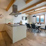 Vikendica Front In With Wifi *